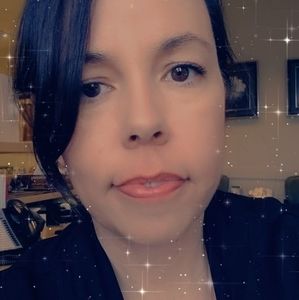 Meet your Posher, Shea